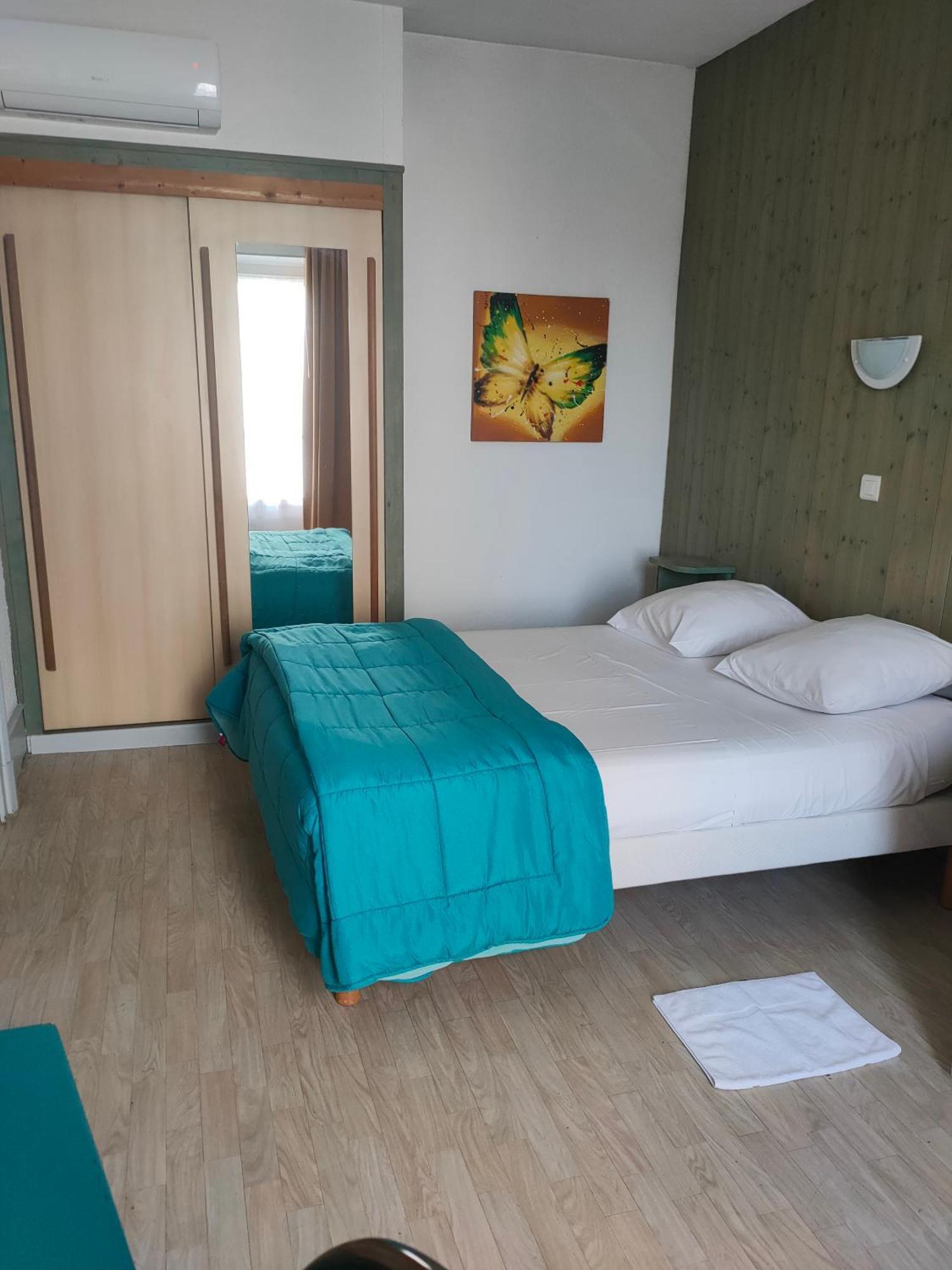 Hotel De La Grotte Aix-les-Bains Dış mekan fotoğraf
