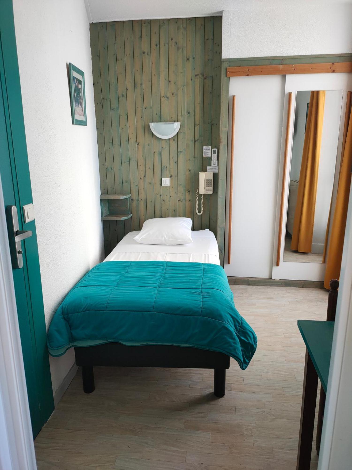 Hotel De La Grotte Aix-les-Bains Dış mekan fotoğraf